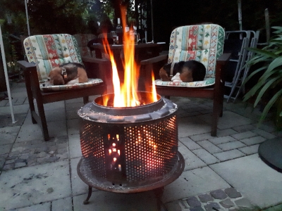Platz-am-Feuer