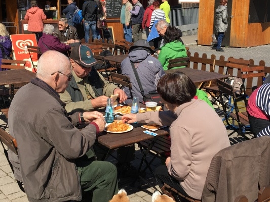 20160328_101857805_iOS